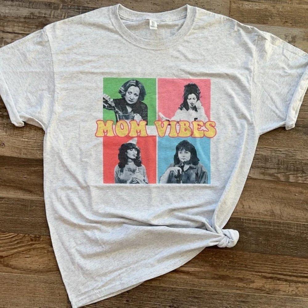 Mom Vibes Tee 70S Mom 80S Mom 90S Mom Retro Tee J7890